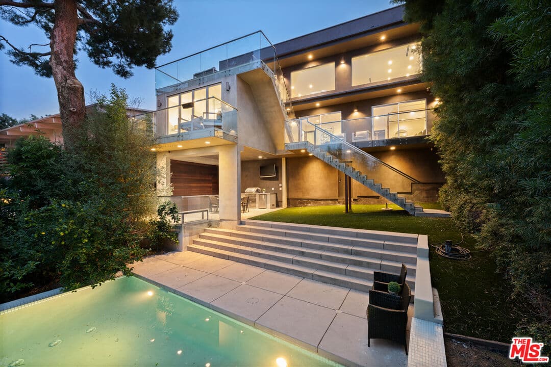 Wonder View - Mulholland