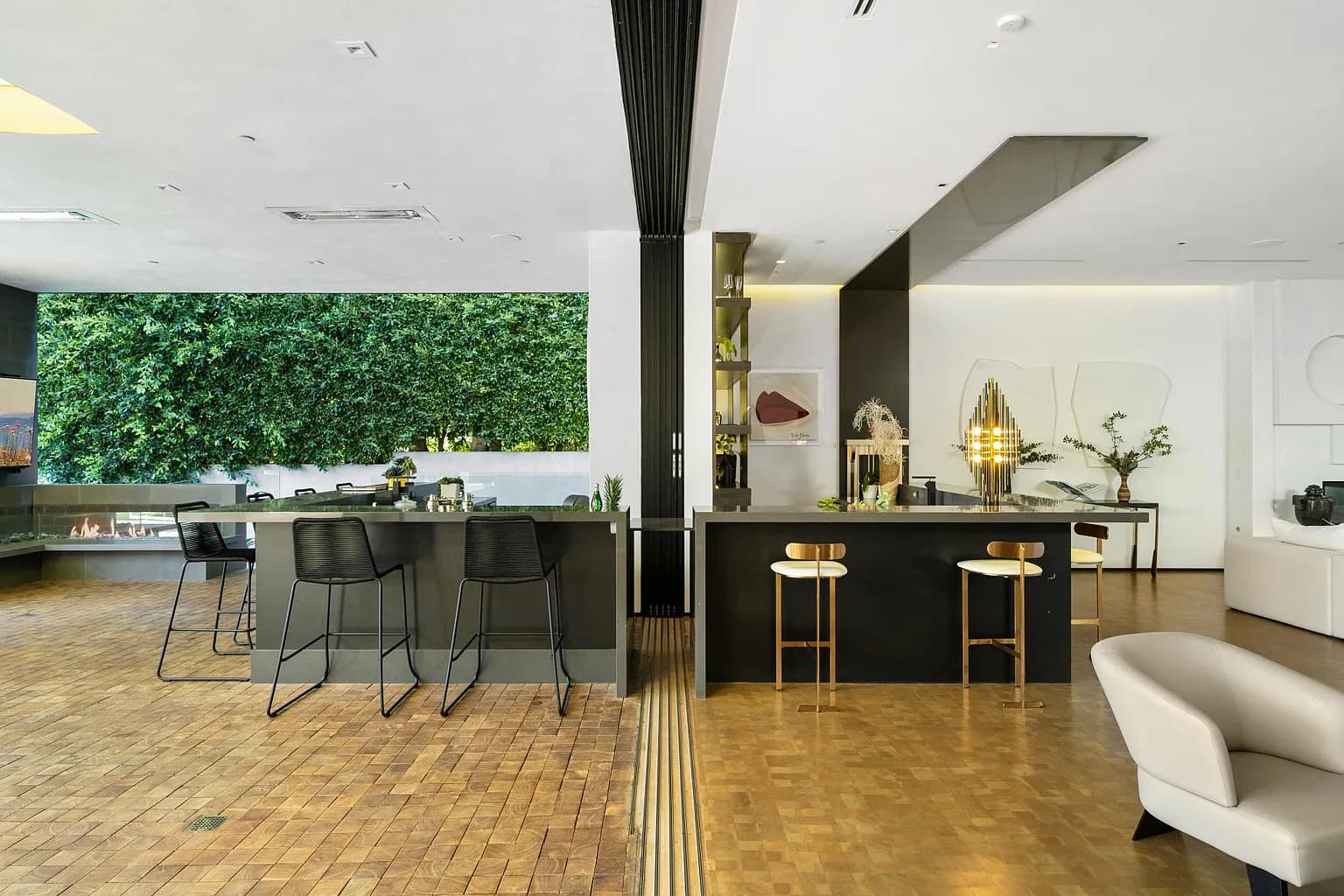 Rexford Compound - Image 32