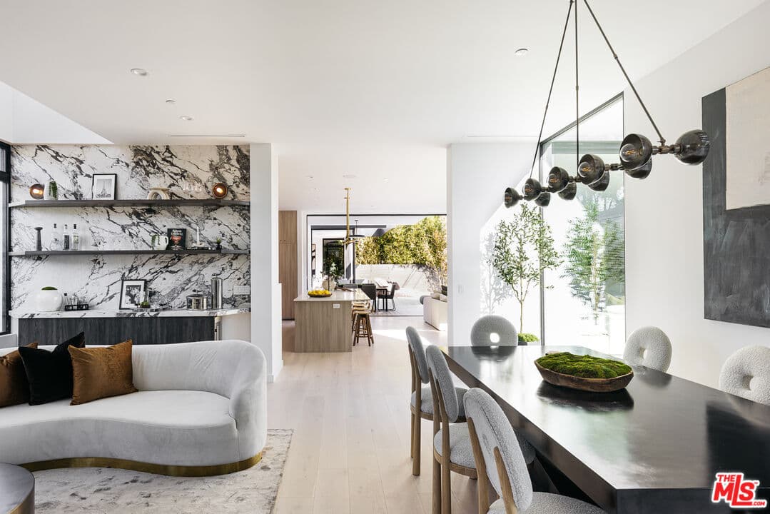 Hubbard Street - Culver City Modern - Image 6