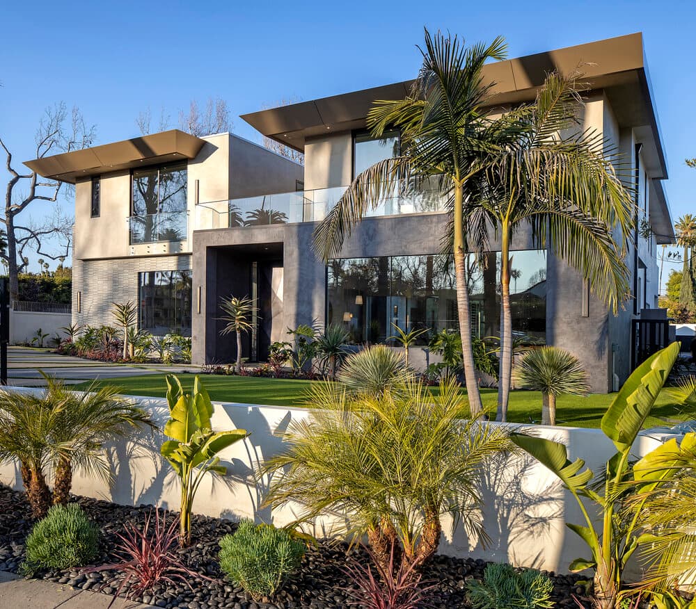 Beverly Hills Flats Contemporary - Image 2