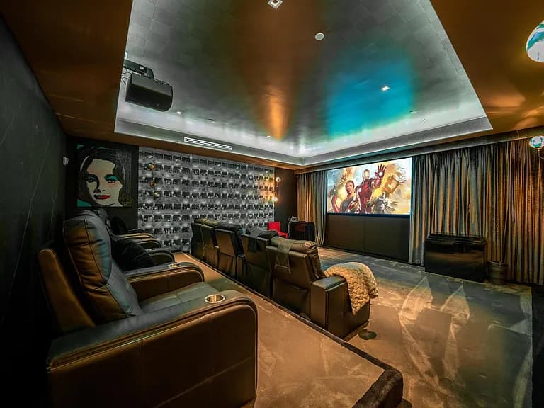 Rexford Compound - Image 2