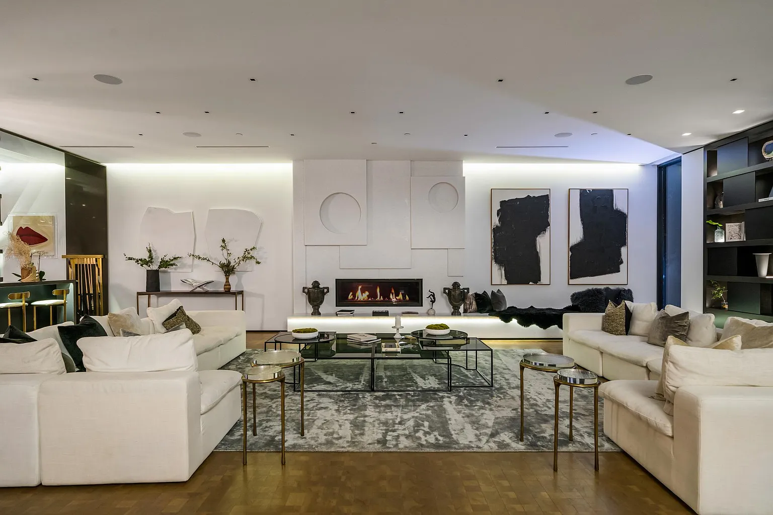 Rexford Compound - Image 7