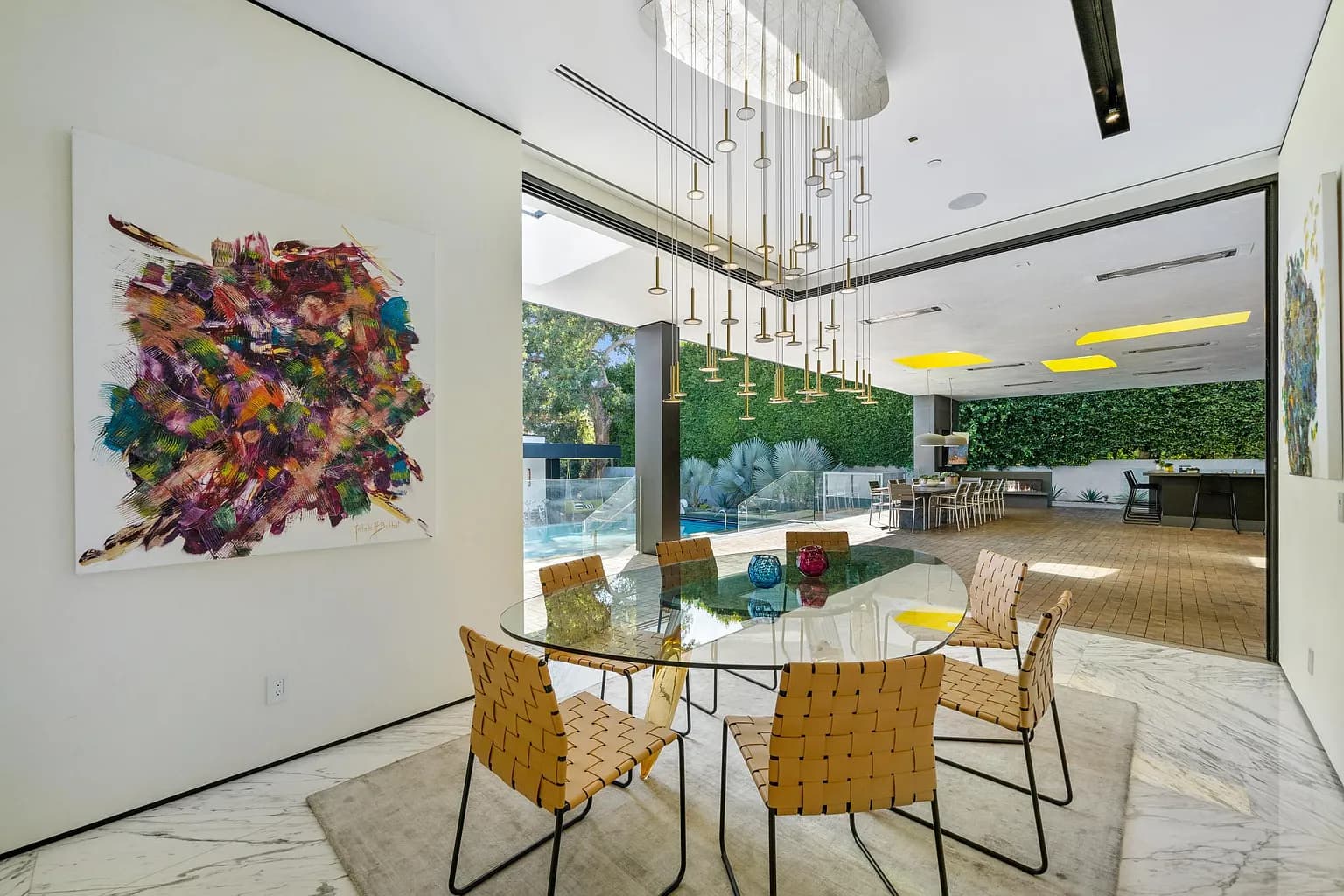 Rexford Compound - Image 22